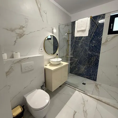 106 B1 Almar Luxury Residence-renting & Free Pool * Năvodari
