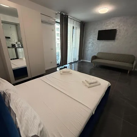 106 B1 Almar Luxury Residence-renting & Free Pool Apartment Năvodari